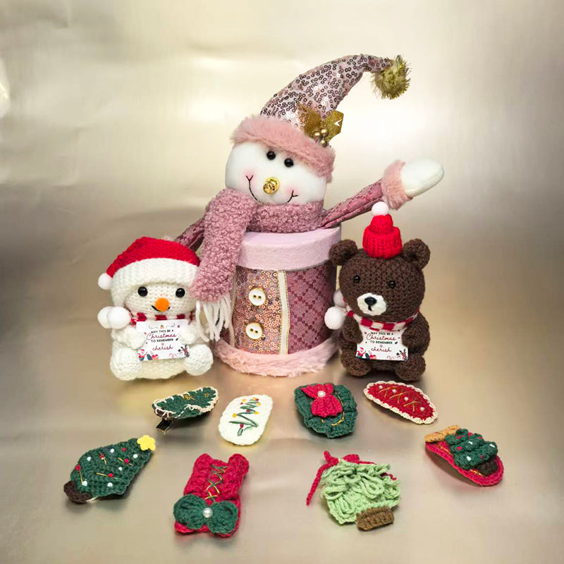 Christmas gift box showcase table decoration Christmas snowman pink apple gift box holiday decoration doll decoration girl wearing beautiful and cute hair clip to give to children, friends, relatives, and babies New Year's gifts, birthday gifts