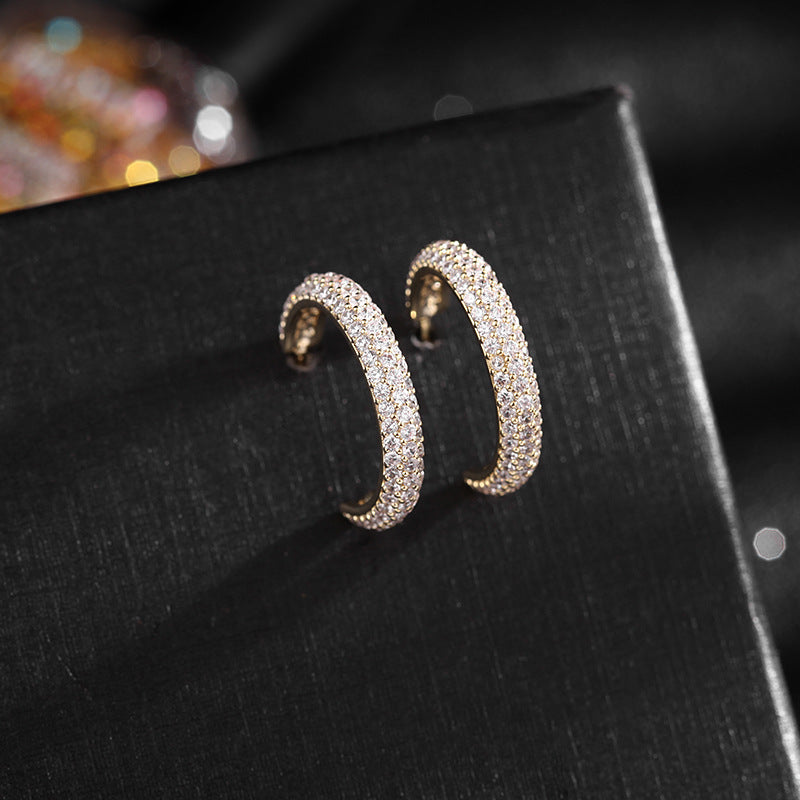 The latest simple style Design sense Korean earrings Personality earrings Temperament geometric zircon earrings 925 silver needle women's clothing Versatile earrings Accessories for yourself Send friends Send sisters jewelry gifts Give her gift boxes