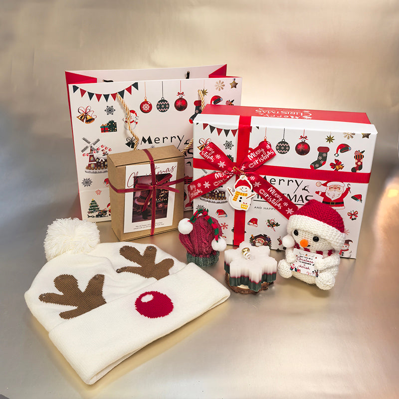 Christmas gift box set, desktop cute crochet toy ornament, Christmas hat with white LED light, creative glove design, aromatherapy candle for friends, relatives, children, boys and girls, New Year gift box