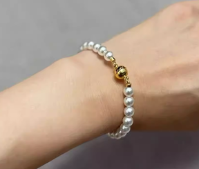 Aobai magnetic attraction large pearl bracelet women's light luxury niche exquisite bracelet high-end sense beaded jewelry new single wear simple French retro pearl bracelet, send friends to sisters, send relatives gifts, give her birthday jewelry gifts