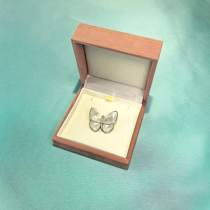 Zircon Light Luxury Clothing Chest Flower Women's Elegant Pin Fashion Surprise Gift for Friends, Girlfriend Mother Shell Butterfly Styling Breaking Cocoon into Butterfly Brooch Gift Box