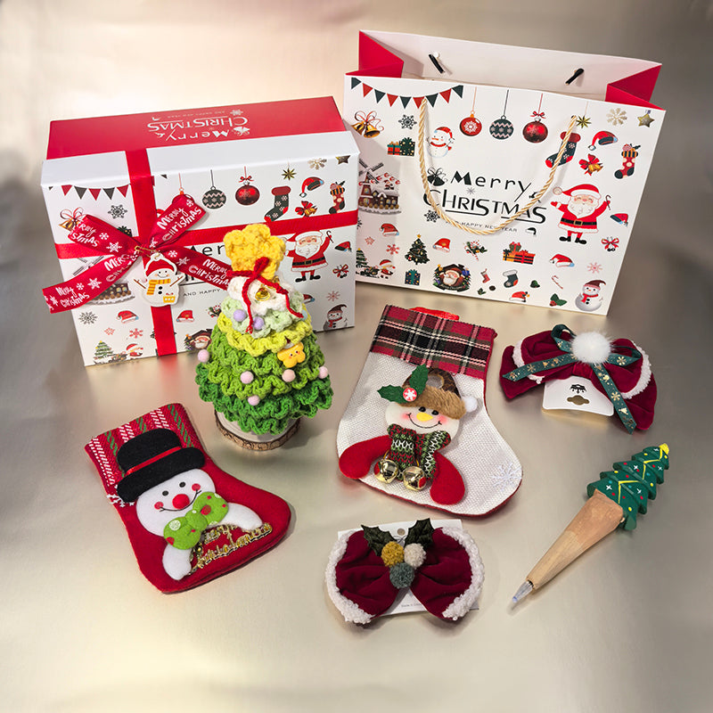 Christmas gift box, Christmas tree, handmade woven flower decorations, Christmas snowman socks that can be hung up to decorate children's Christmas headdresses, holiday decorations, Christmas tree shapes, wood carving pens, gifts for friends, relativ