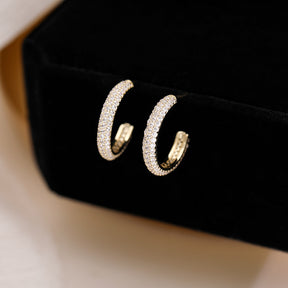 The latest simple style Design sense Korean earrings Personality earrings Temperament geometric zircon earrings 925 silver needle women's clothing Versatile earrings Accessories for yourself Send friends Send sisters jewelry gifts Give her gift boxes