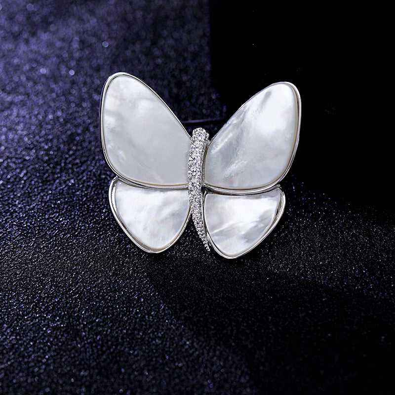 Zircon light luxury clothing corsage female elegant pin mother shell butterfly broken cocoon into butterfly brooch fashion surprise gift for a friend to send sisters fashion surprise gift for herself to send her girlfriend fashion accessories pin sou