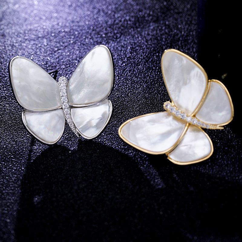 Zircon light luxury clothing corsage female elegant pin mother shell butterfly broken cocoon into butterfly brooch fashion surprise gift for a friend to send sisters fashion surprise gift for herself to send her girlfriend fashion accessories pin sou