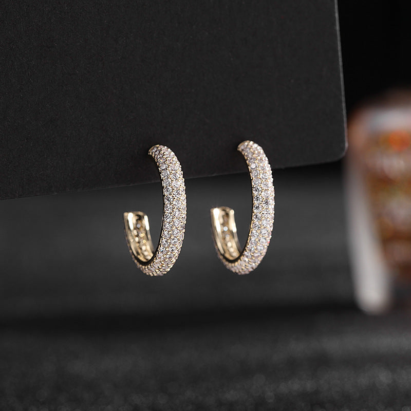 The latest simple style Design sense Korean earrings Personality earrings Temperament geometric zircon earrings 925 silver needle women's clothing Versatile earrings Accessories for yourself Send friends Send sisters jewelry gifts Give her gift boxes