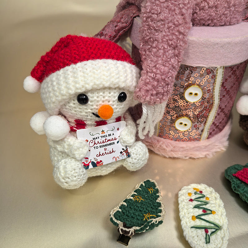 Christmas gift box showcase table decoration Christmas snowman pink apple gift box holiday decoration doll decoration girl wearing beautiful and cute hair clip to give to children, friends, relatives, and babies New Year's gifts, birthday gifts