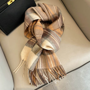 Women's scarf, unisex style, cowhide oil fruit green, pure wool, winter narrow scarf, versatile, warm, high-end scarf from England, perfect gift for boyfriend, girlfriend, friend, classmate