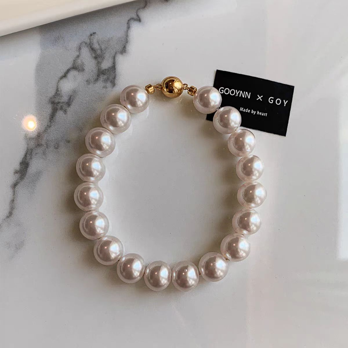 Aobai magnetic attraction large pearl bracelet women's light luxury niche exquisite bracelet high-end sense beaded jewelry new single wear simple French retro pearl bracelet, send friends to sisters, send relatives gifts, give her birthday jewelry gifts