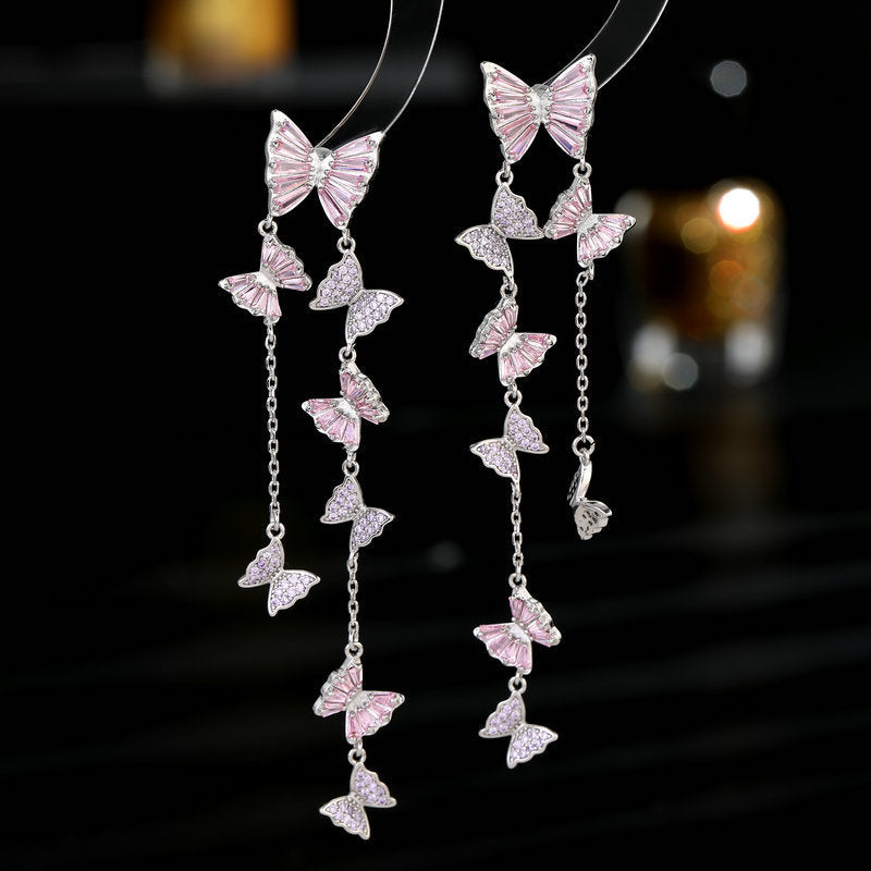European and American Heavy Industry Color Zirconia Earrings Exaggerated Personality Irregular Zirconia Earrings for Women 925 Silver Needle Conch Earrings Fashionable and Exquisite Popular Clothing Evening Gifts Dress Versatile Shining Feather Shape