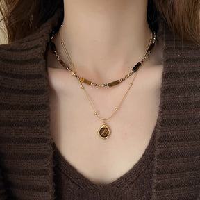 Ladies' retro temperament sweater necklace, double-layer layered autumn and winter Maillard bead tiger eye stone pendant necklace, clothing accessories, exquisite chain for friends, gifts for herself, Christmas gratitude gift box
