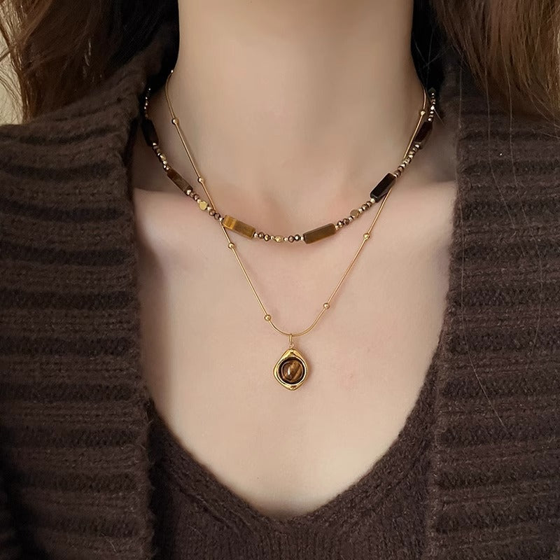 Ladies' retro temperament sweater necklace, double-layer layered autumn and winter Maillard bead tiger eye stone pendant necklace, clothing accessories, exquisite chain for friends, gifts for herself, Christmas gratitude gift box