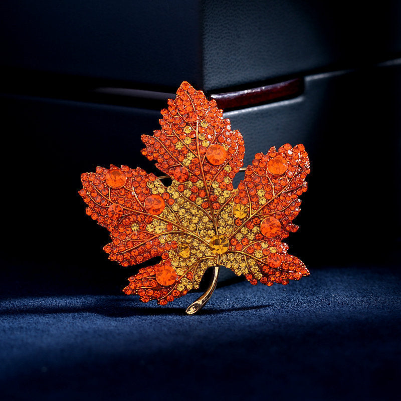 Maple Leaf Brooch New Fashion Elegant Temperament Cheongsam Coat Neckline Garment Accessories Pins Women Fixed Clothes Professional Clothes Gold Royal Blue Clothes Matching Badges Send Friends Send sisters Send Yourself Give Her Girlfriend Exquisite