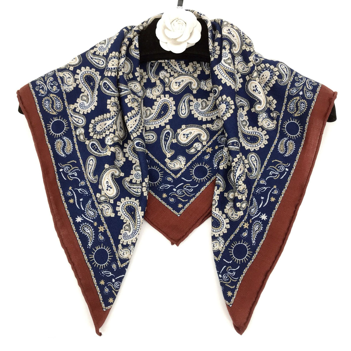 Women's silk scarves High level fashion square scarves Cashew nut flower navy blue silk wool silk scarves Double sided printing mulberry silk women's clothing Versatile decoration scarves for relatives, warm gifts for friends sisters Thanksgiving gif