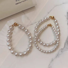 Aobai magnetic attraction large pearl bracelet women's light luxury niche exquisite bracelet high-end sense beaded jewelry new single wear simple French retro pearl bracelet, send friends to sisters, send relatives gifts, give her birthday jewelry gifts
