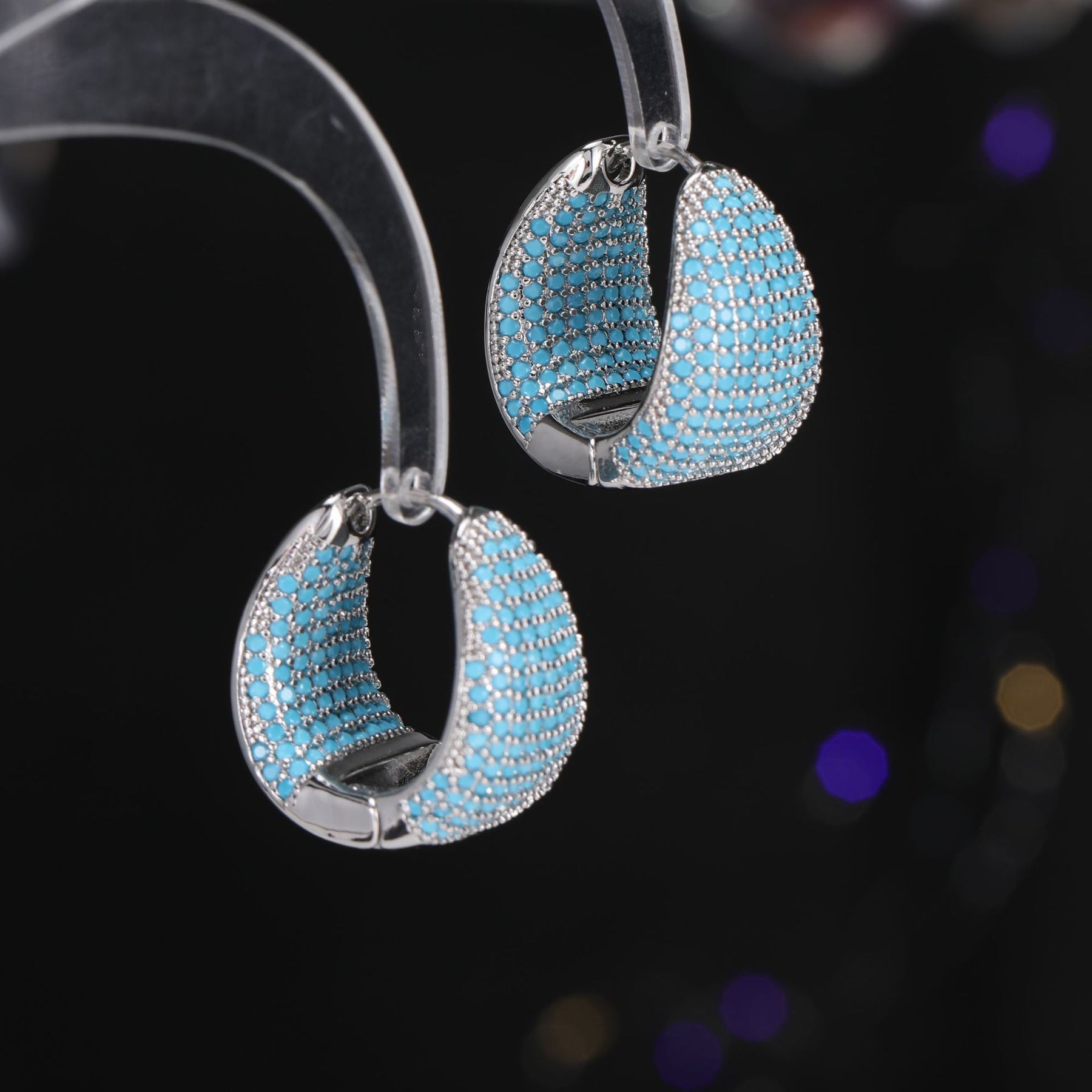 Europe and the United States Antique Premium Earrings Luxury Copper Set Zircon Earrings Inside and Outside Full Zirconium Set Water Drop shaped Earrings Women's Clothing Versatile Earrings Ornaments Send Yourself to Friends Send sisters Jewelry Gifts