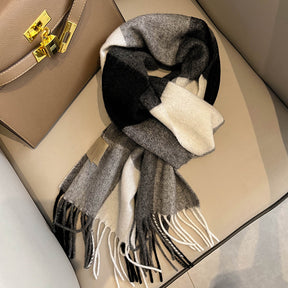 Women's scarf, unisex style, cowhide oil fruit green, pure wool, winter narrow scarf, versatile, warm, high-end scarf from England, perfect gift for boyfriend, girlfriend, friend, classmate