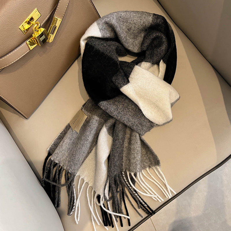 Women's scarf, unisex style, cowhide oil fruit green, pure wool, winter narrow scarf, versatile, warm, high-end scarf from England, perfect gift for boyfriend, girlfriend, friend, classmate