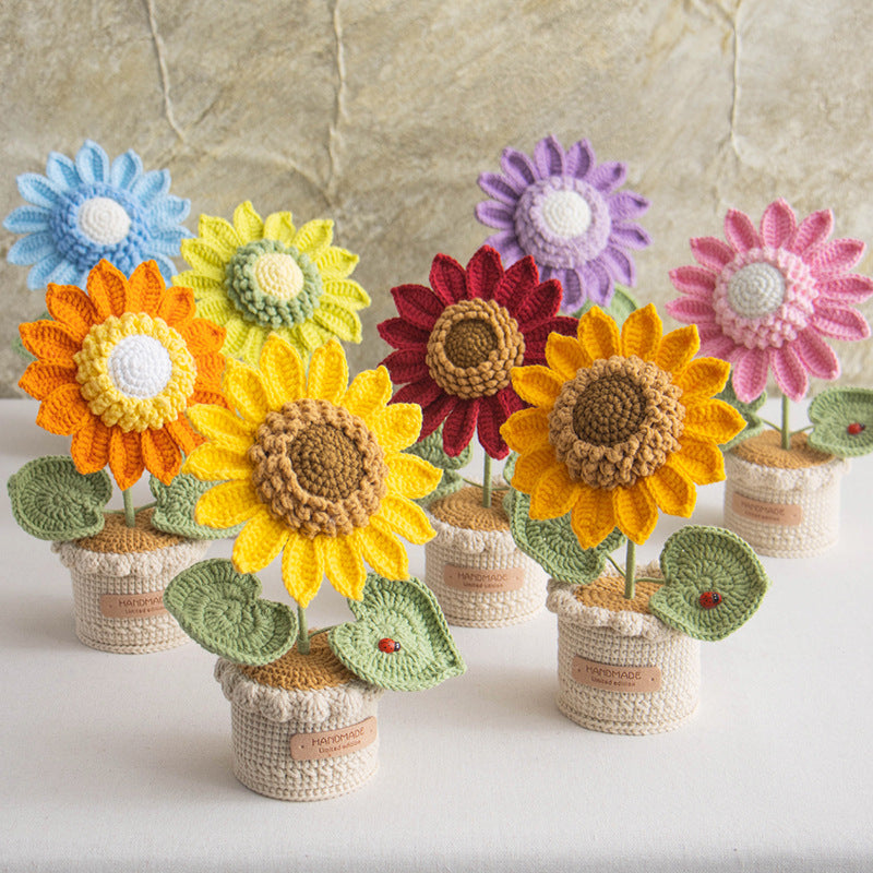 Handmade crochet sunflower potted plant Christmas and New Year gift bag, yarn flower eternal life flower ornament, crochet potted plant gift wholesale customization, a special birthday gift, gratitude gift box