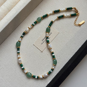 Natural freshwater pearl necklace, green malachite, dopamine necklace, accessories for women, high class, light luxury, small crowd, necklace, gift for relatives, gift for friends, surprise for sisters, birthday gift, latest fashion, women's clothing