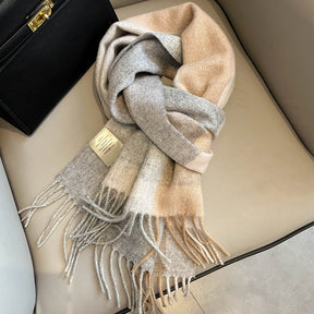 Women's scarf, unisex style, cowhide oil fruit green, pure wool, winter narrow scarf, versatile, warm, high-end scarf from England, perfect gift for boyfriend, girlfriend, friend, classmate