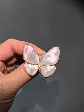 Zircon light luxury clothing corsage female elegant pin mother shell butterfly broken cocoon into butterfly brooch fashion surprise gift for a friend to send sisters fashion surprise gift for herself to send her girlfriend fashion accessories pin sou